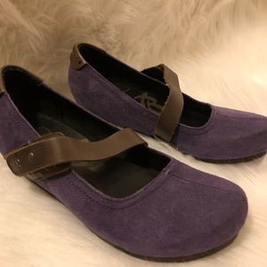 OTBT Purple Suede Wedges